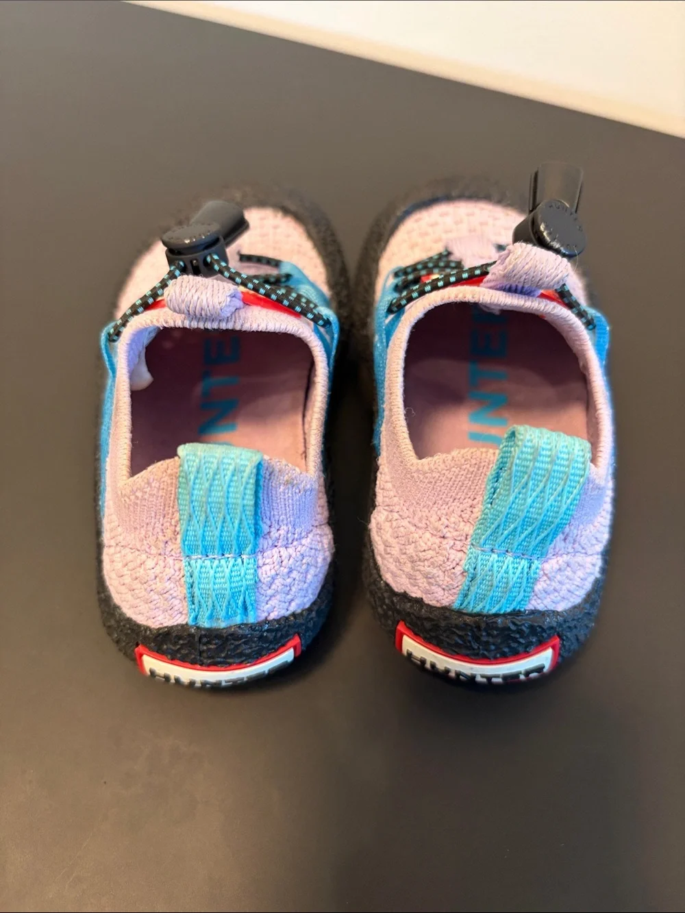 Hunter little Kids Vin water shoes size 5